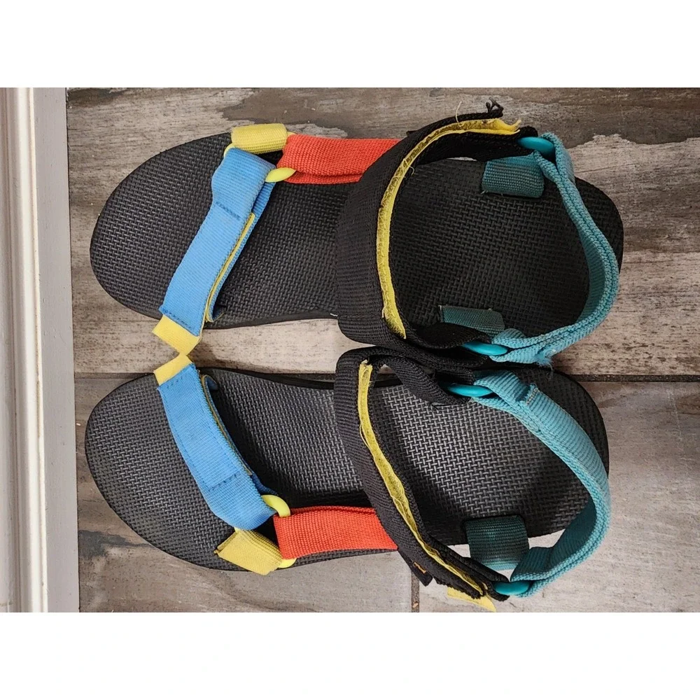 Teva Men Original universal 90s Multi strappy Sport Sandal US 8